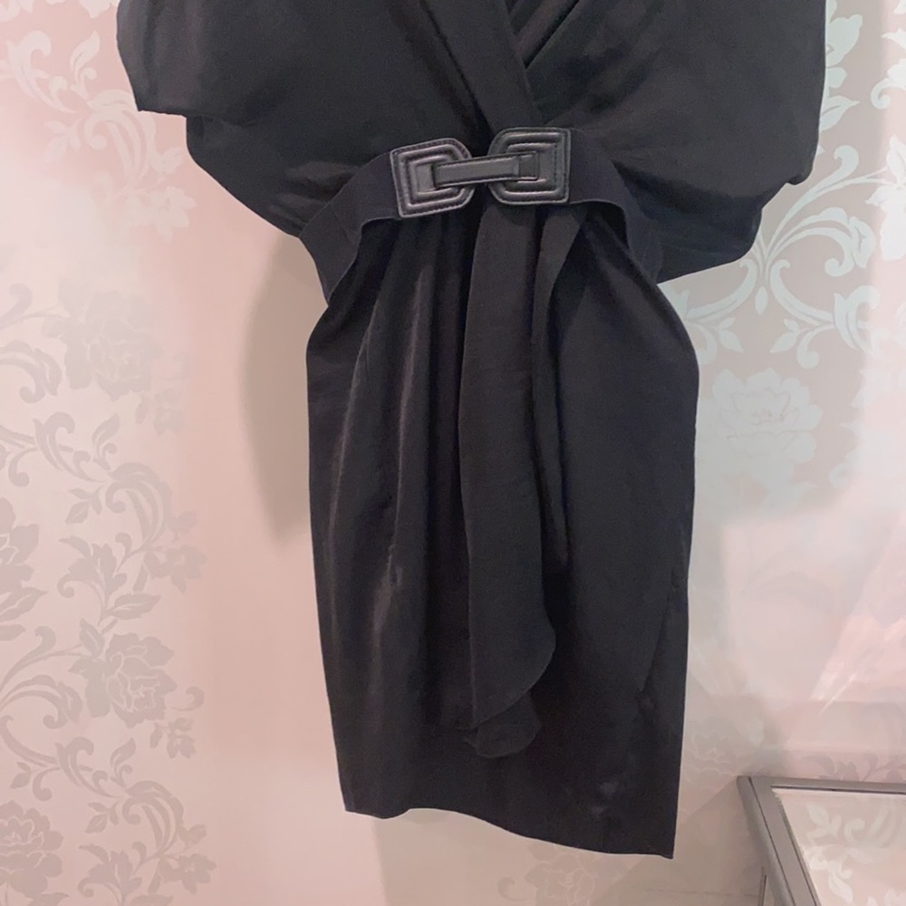 BCBGMAXAZRIA little black dress - Picture 2 of 9